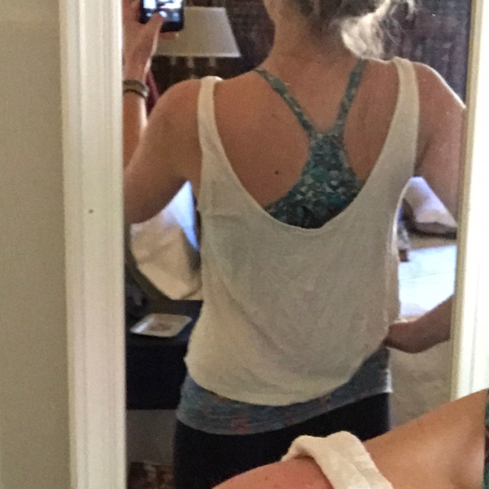 Crop top - Picture 3 of 4